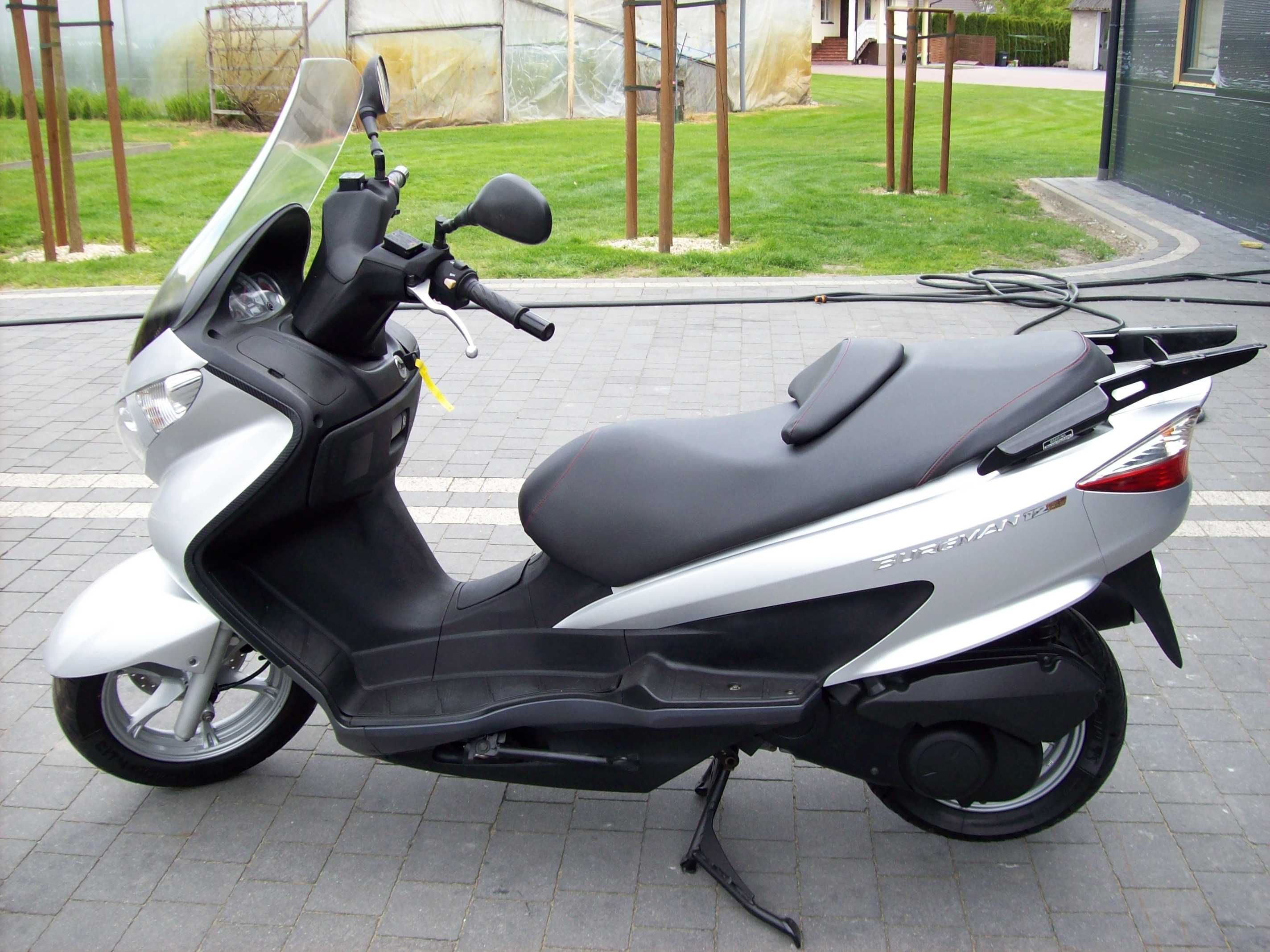 Suzuki Burgman 125 stelaż kufra