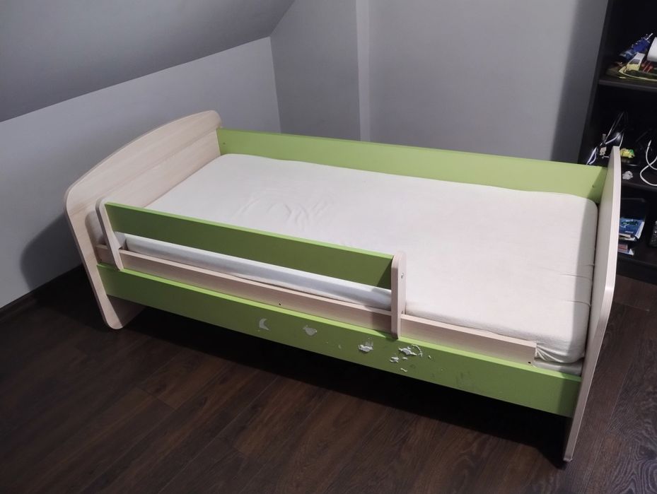 Łóżko dziecięce 160x80 z szufladą i materacem