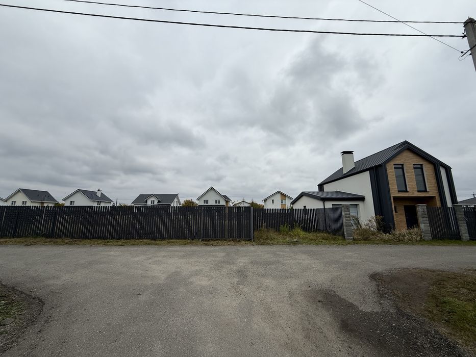 Продаж  будинку 150 м² з гаражем, 12 соток, у “Сім Озер”, с. Крушинка