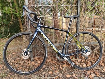 CANNONDALE SYNAPSE CARBON DISC 105 rozmiar 51
Rower szosowy Cann