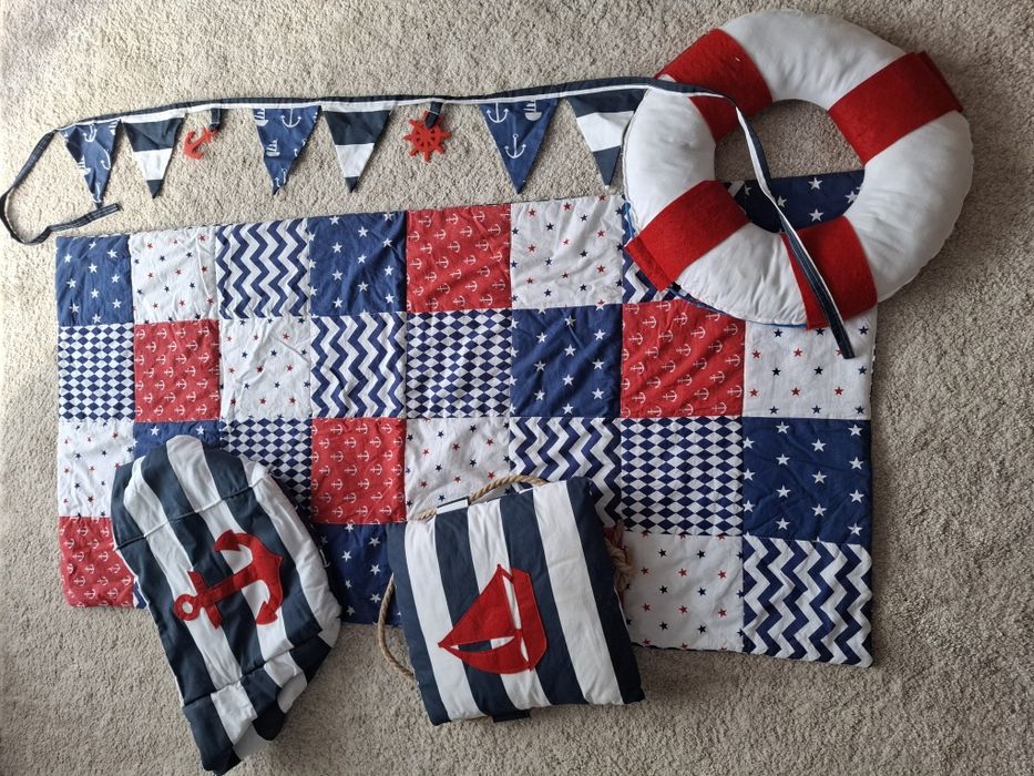 Wystrój marynistyczny morski do pokoju dziecięcego