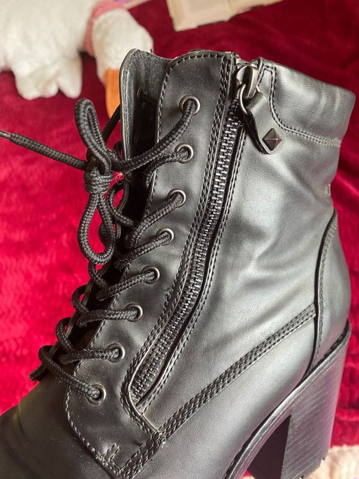 Шкіряні ботільйони