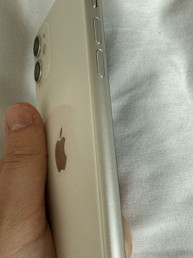 iPhone 11 64GB – 72% Bateria, Face ID, TrueTone – Wszystko Sprawne!