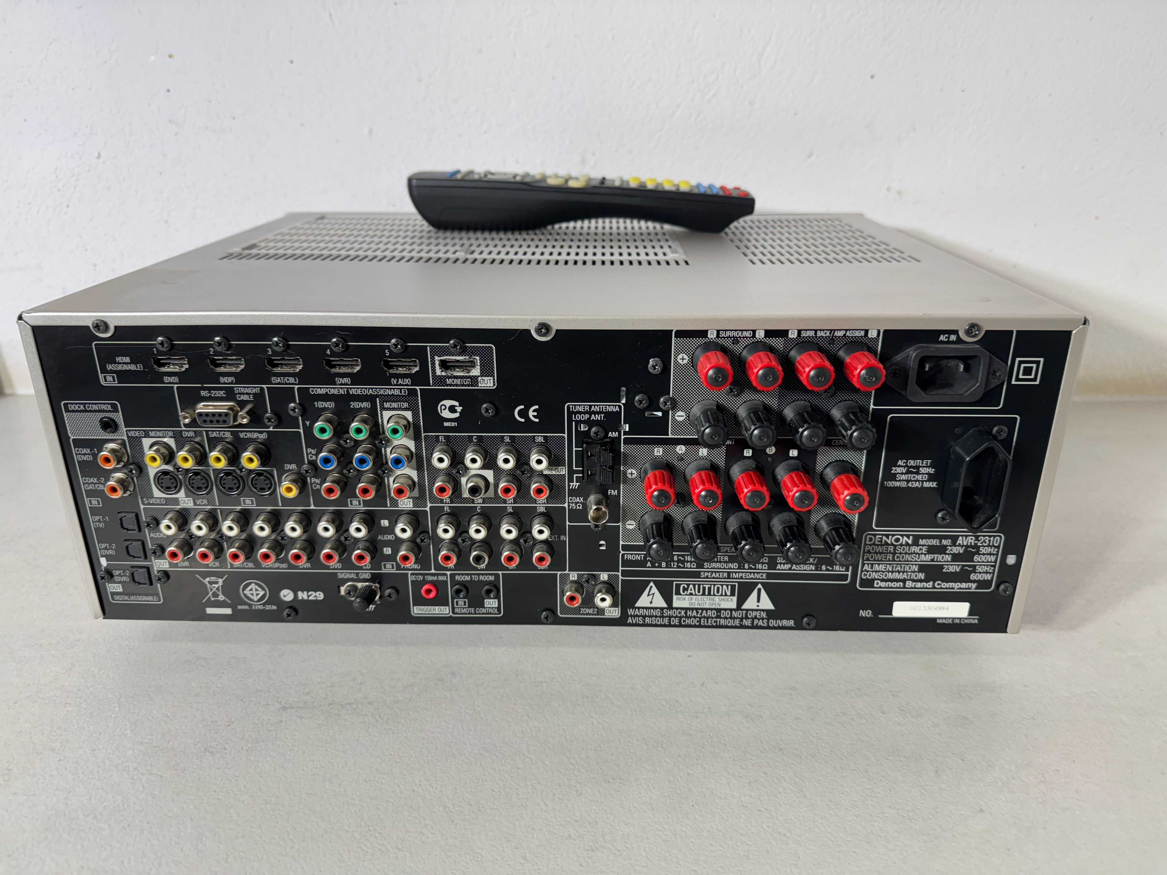 Amplituner AV Denon AVR-2310  pilot