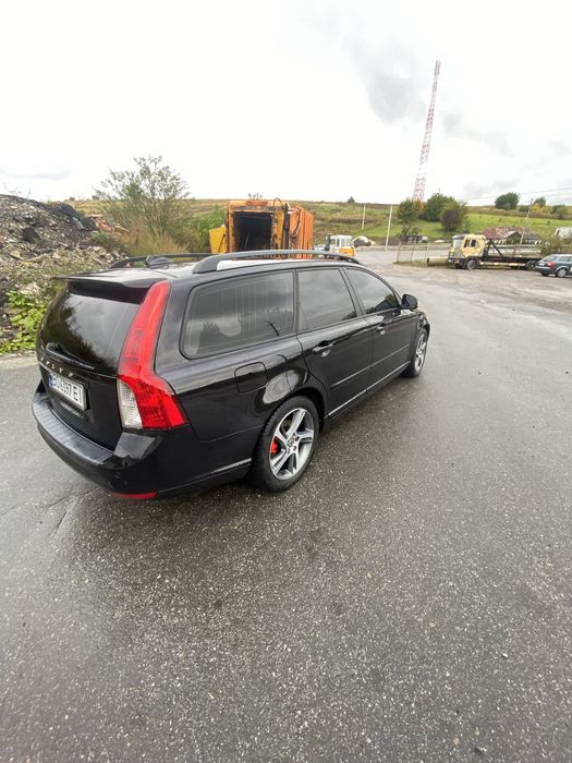 Продам Volvo v50 1.6