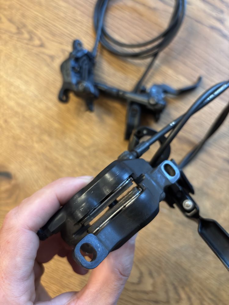 Sprzedam hamulce Shimano SLX BR-M7120 (4-tłoczkowe)