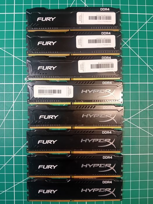 Memória RAM DDR4  Kingston HyperX Fury 4GB