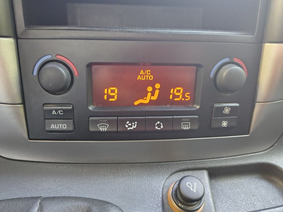 Karawan pogrzebowy Citroen Jumpy 2008