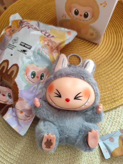 Brelok labubu niespodzianka