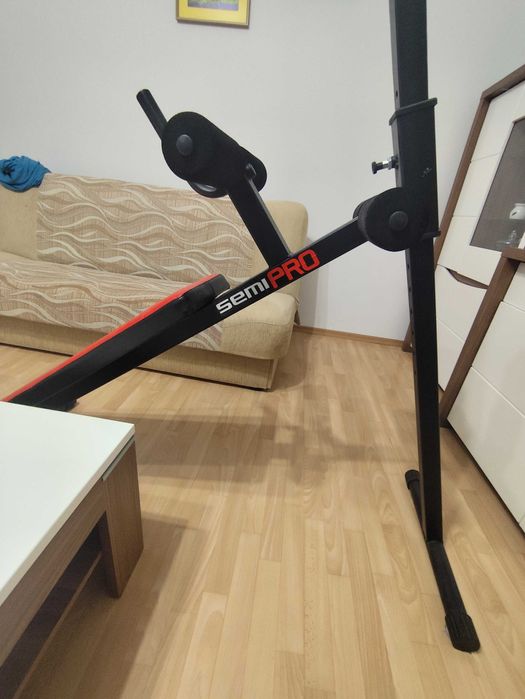 Ławeczka regulowana do brzuszków