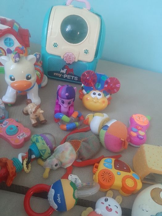 Дитячі іграшки лотом