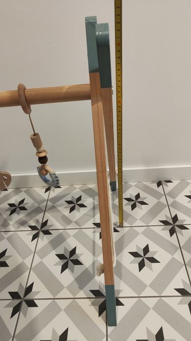 Zwergensache Baby gym stojak edukacyjny