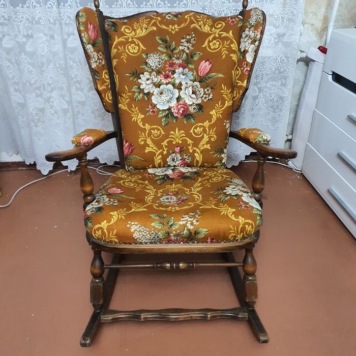 Кресло качалка италия