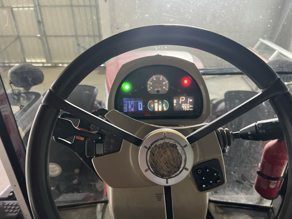 Trator - Massey Fergunson 8690