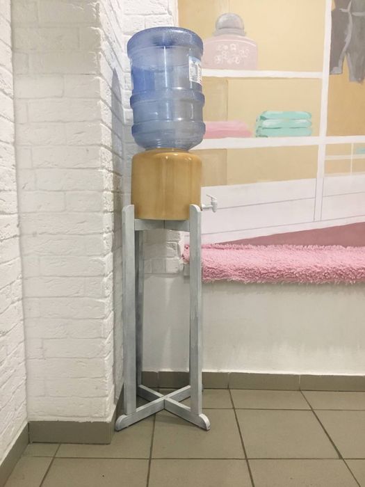 Диспенсер для воды кулер