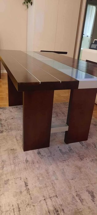 Sprzedam stół firmy Die Kloset Koletion