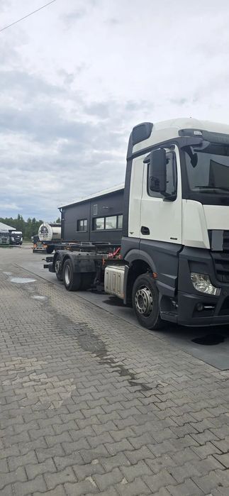 Mercedes-Benz ACTROS 2542  Mercedes-Benz Actros 25.42 6x2 BDF