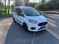 Ford e-Tourneo Custom