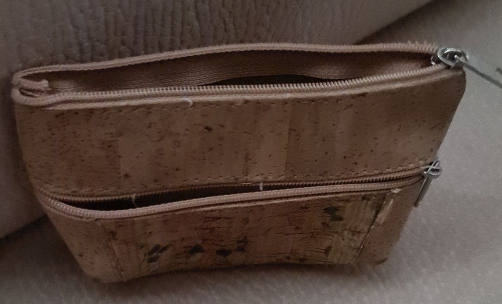 Porta moedas de cortiça