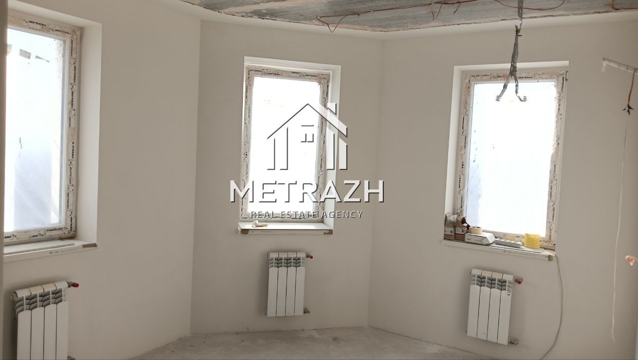 Продам 3к квартиру Аерокосмический проспект. Метро . Центр