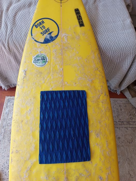 Prancha surf 6'1 com saco deeply