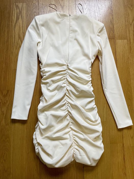 Vestido Justo Drapeado Zara