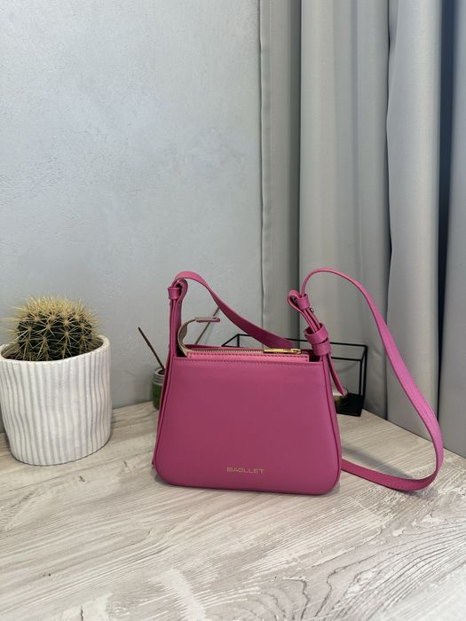 Bagllet/  Calvin Klein/ Nice