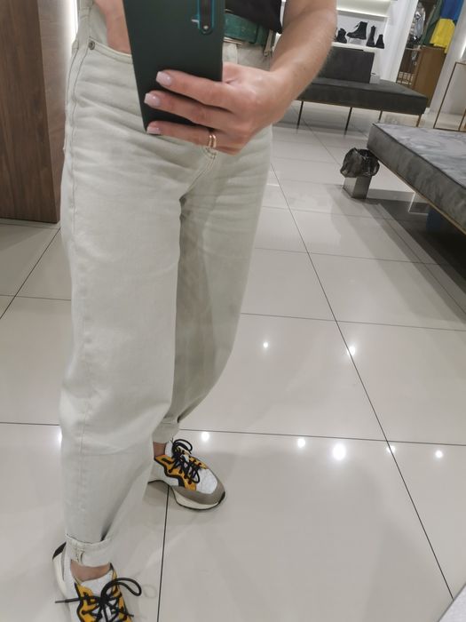 Джинсы мом на 34 р