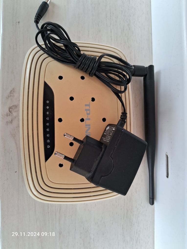 Маршрутизатор  tp-link tl-wr741nd (ru)