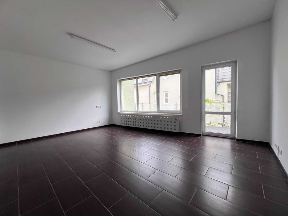 Do wynajęcia lokal 28 m² – ul. Żegańska, vis-à-vis Urzędu Dzielnicy