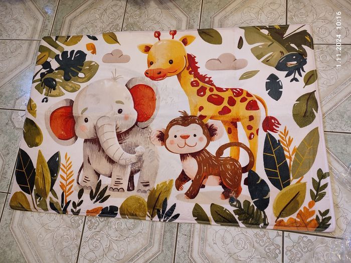 Nowy dywan do pokoju dziecięcego Zwierzęta 80x120