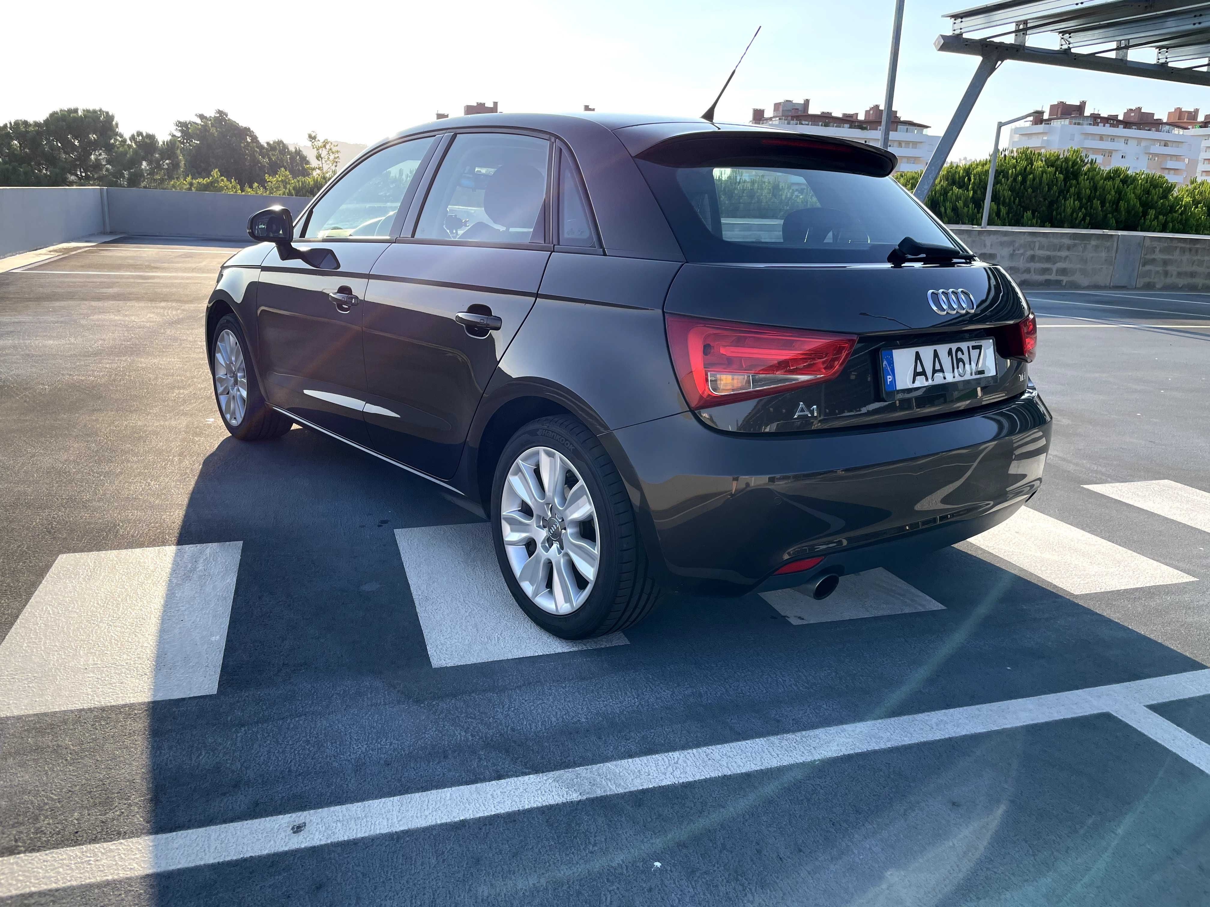 Audi A1 Sportback 1.6 TDI 2013 – Excelente Estado