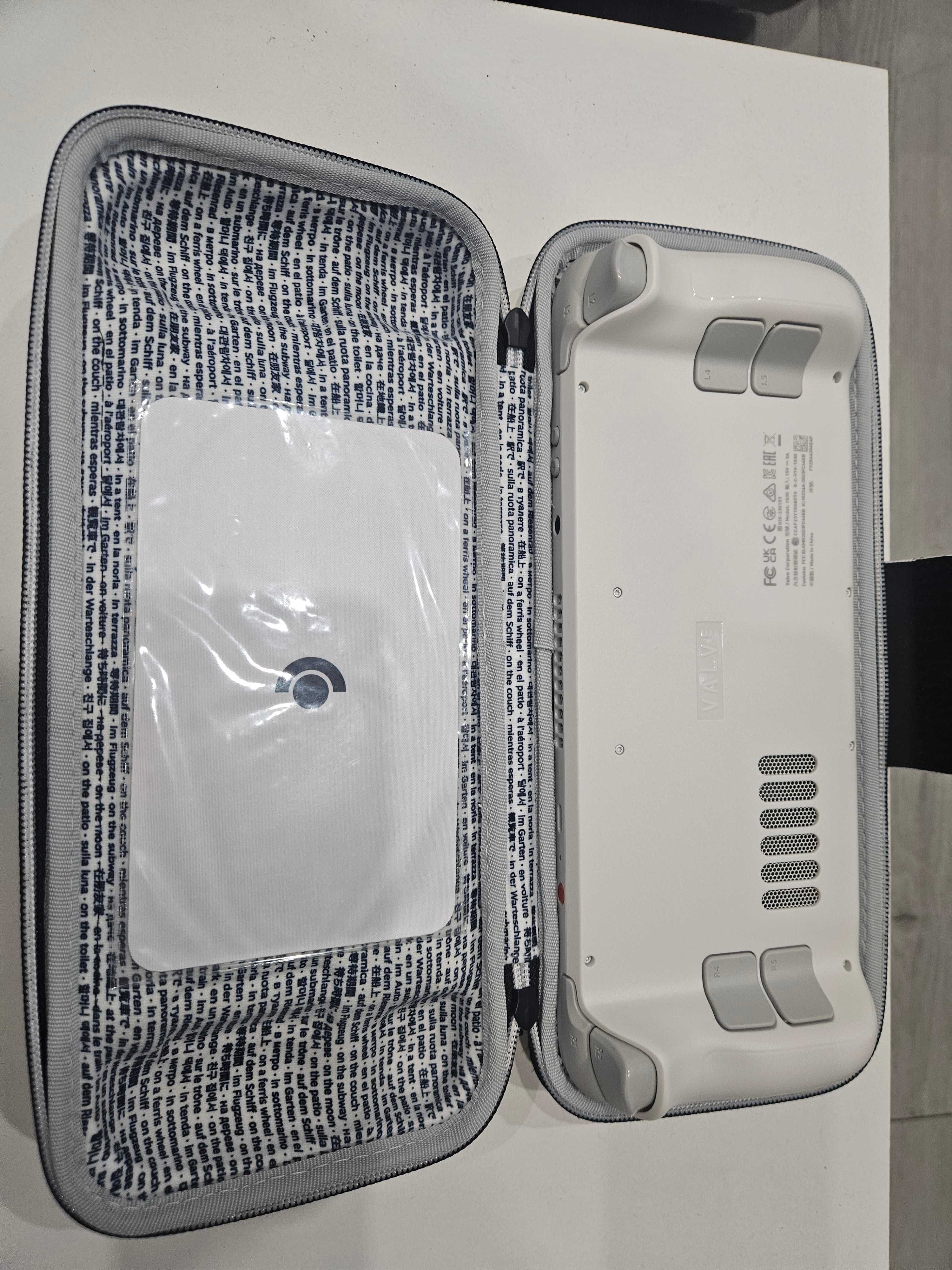 Steamdeck Limited white edition 1TB OLED