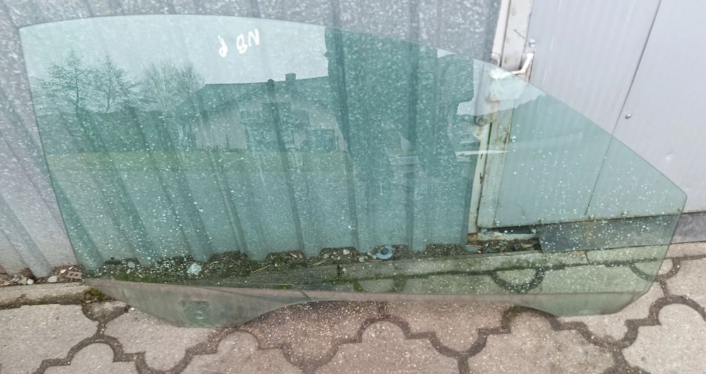 New Beetle szyba drzwi przód przednie prawe Cabrio Volkswagen