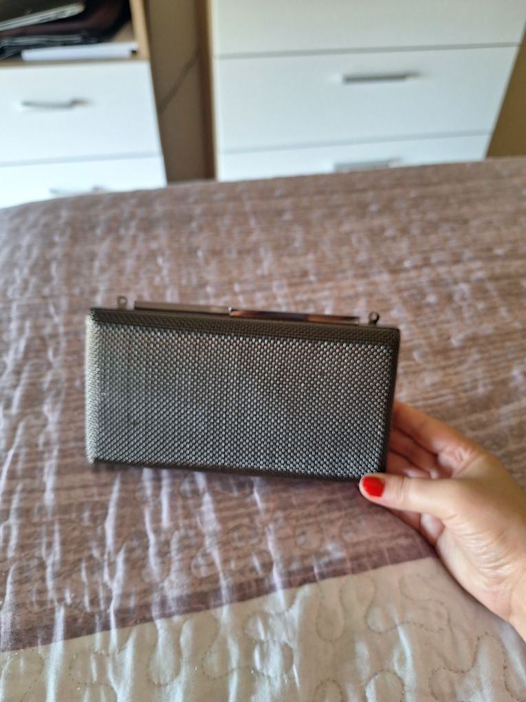 Vendo pochete nova
