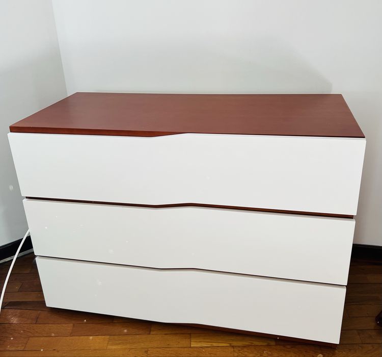 Quarto completo , madeira boa qualidade