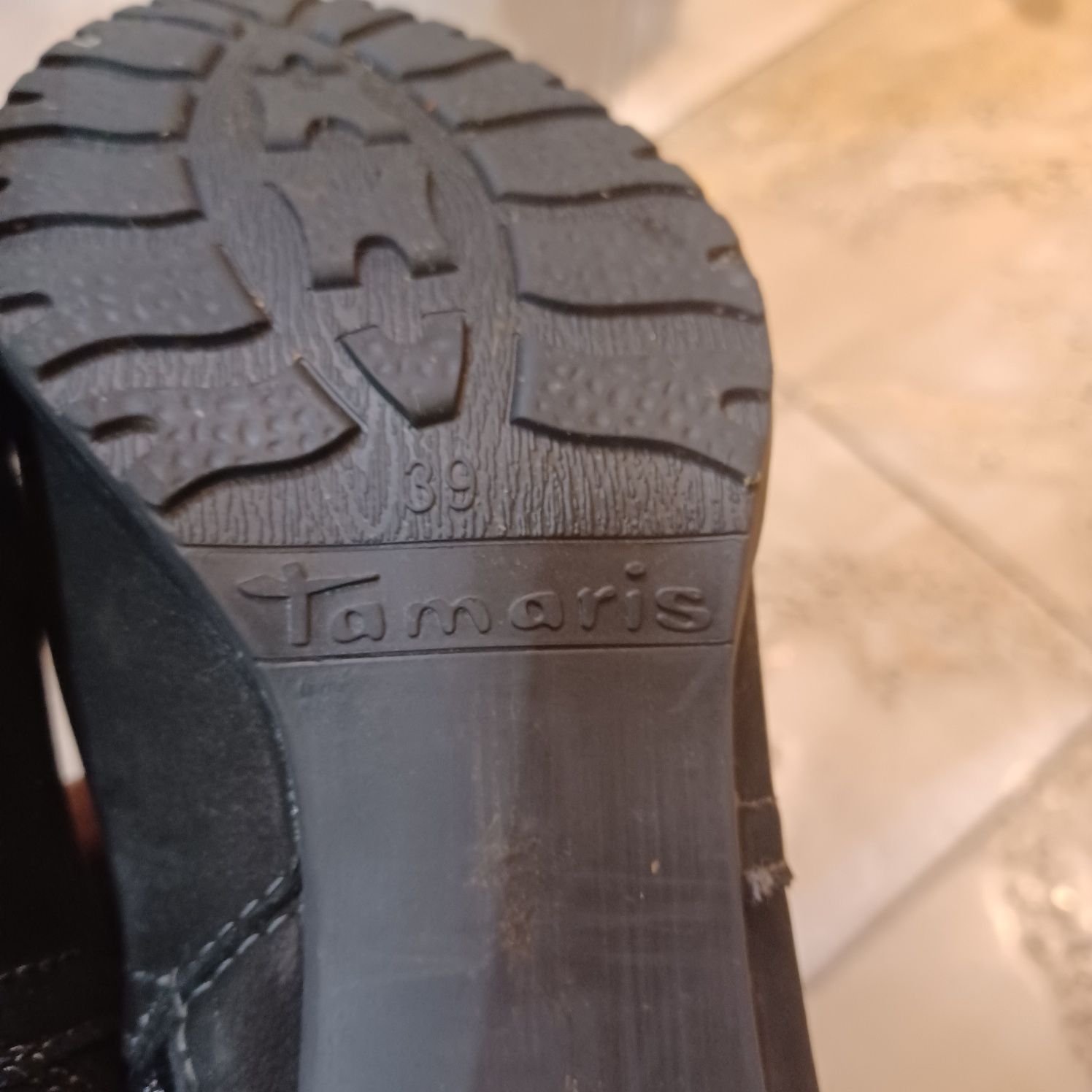 Buty TAMARIS skórzane jak nowe 39/-70% ceny