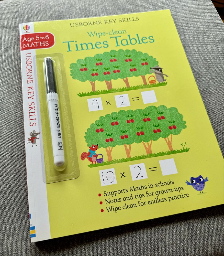 Usborne Wipe-clean Times Tables Angielski Książki po angielsku