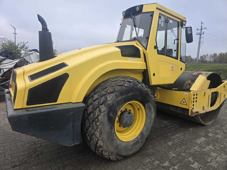 Walec drogowy BOMAG BW 213