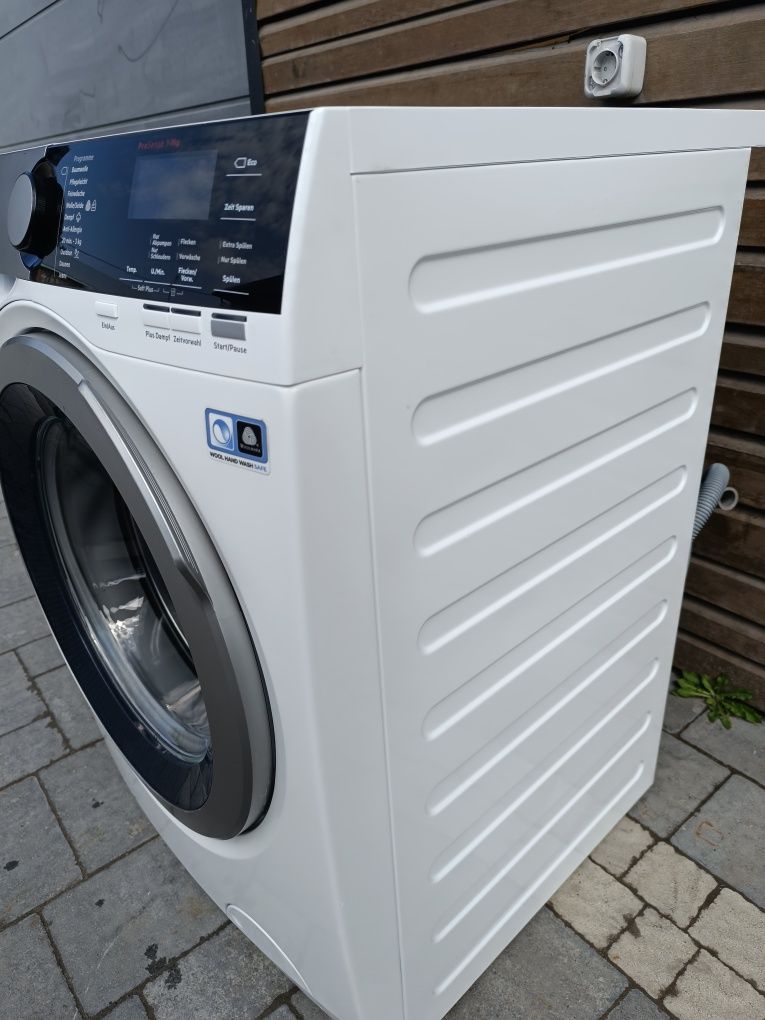 Пральна машина Aeg series 7000