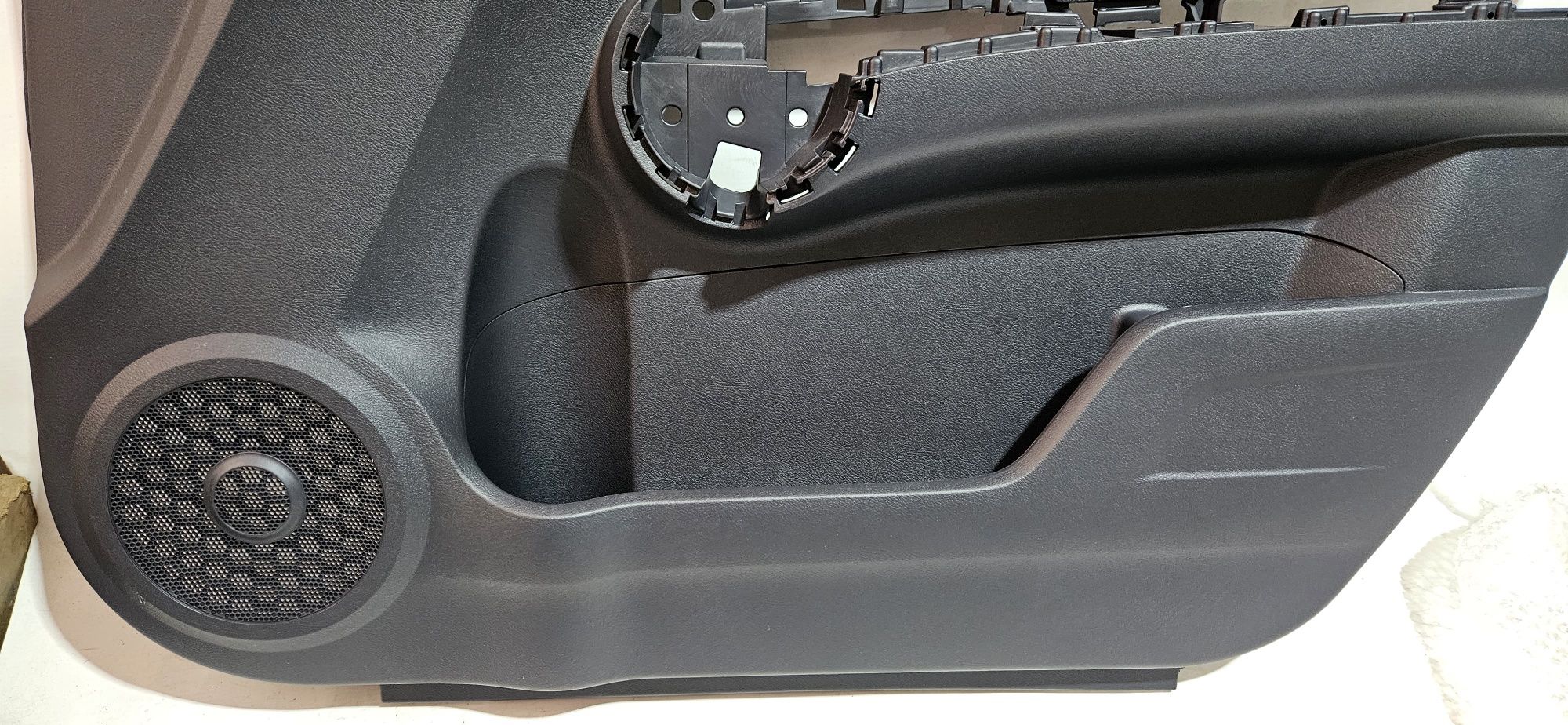 Tapicerka boczek drzwi prawy przód honda cr-v crv nowa oryginał 07-12