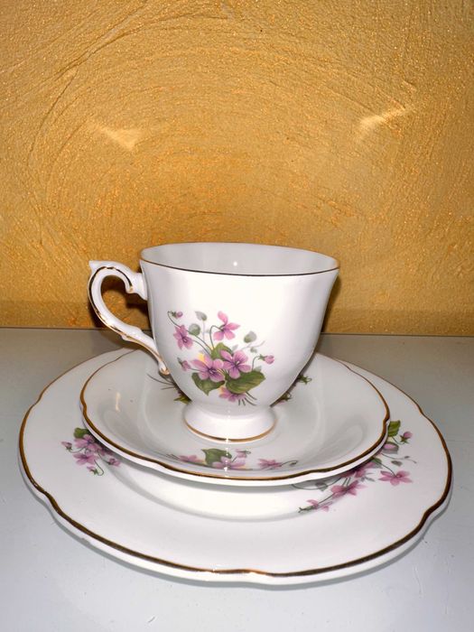 Чашка тарелка блюдце Royal Grafton