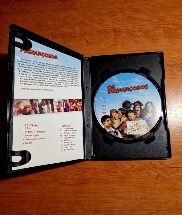 THE LAZY ONES (Devon Sawa/Jason Schwartzman/Michael Maronna/Laura Prepon)64552447691777122