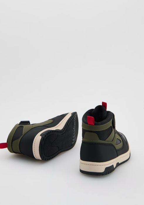 Черевики reserved