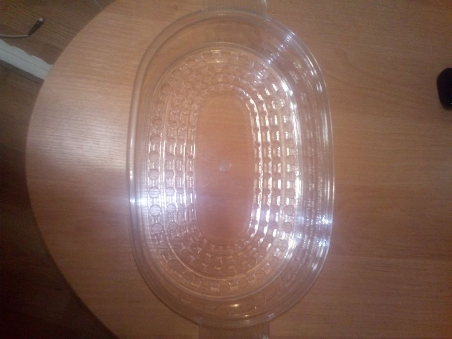 Для пароварки контейнер и накладки.