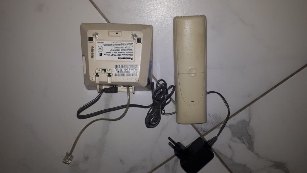 Радіотелефон Panasonic KX-TG1711UAJ