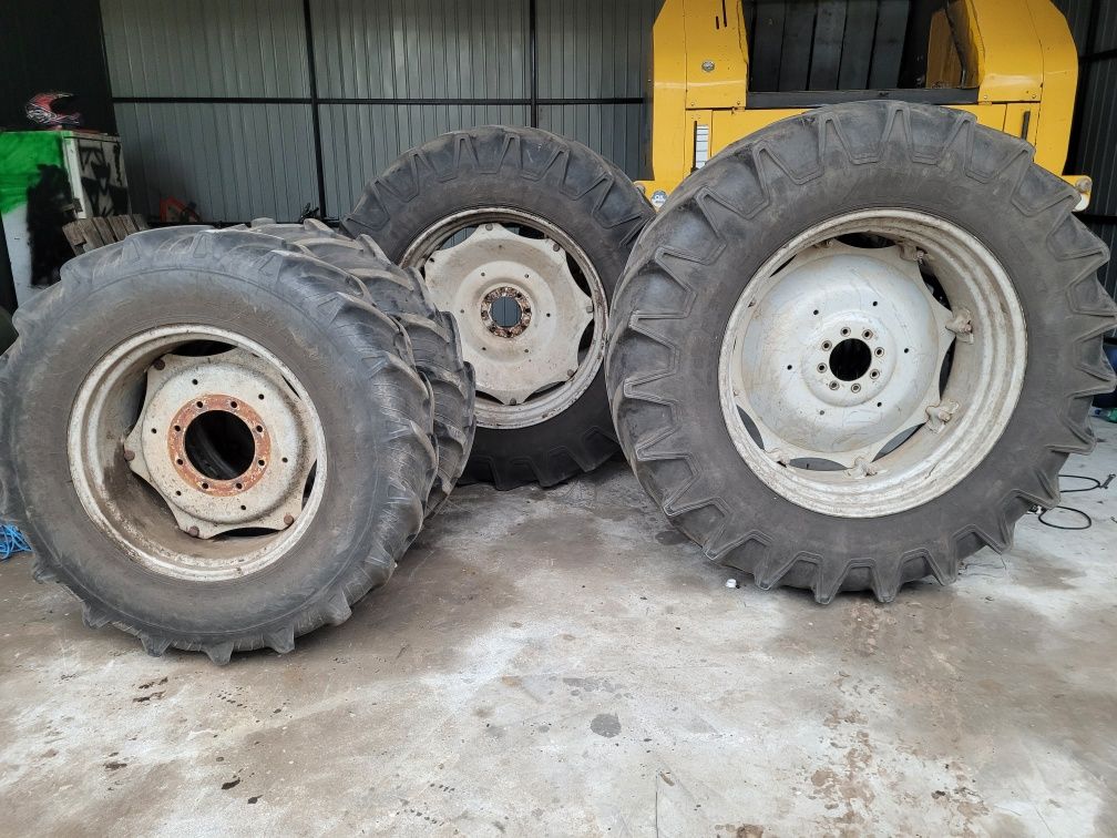 Opony i felgi  Massey ferguson r 28 i r38