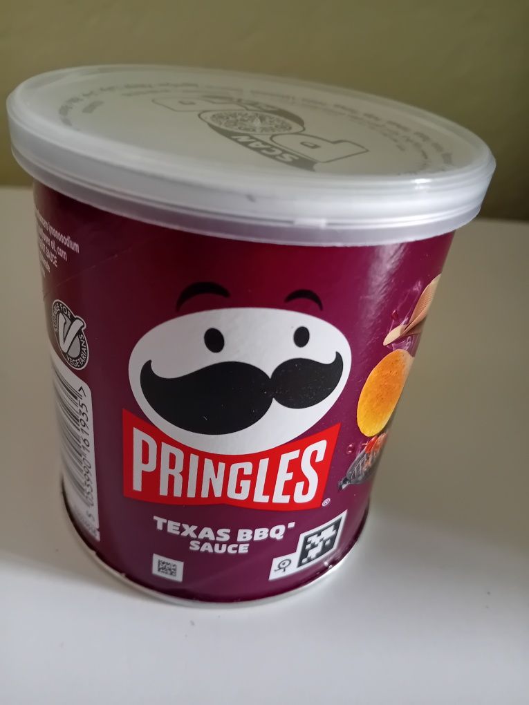 Chipsy PRINGLES texsas bbo sauce 8 sztuk 40g.