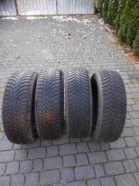 Opony zimowe 215/60r17"