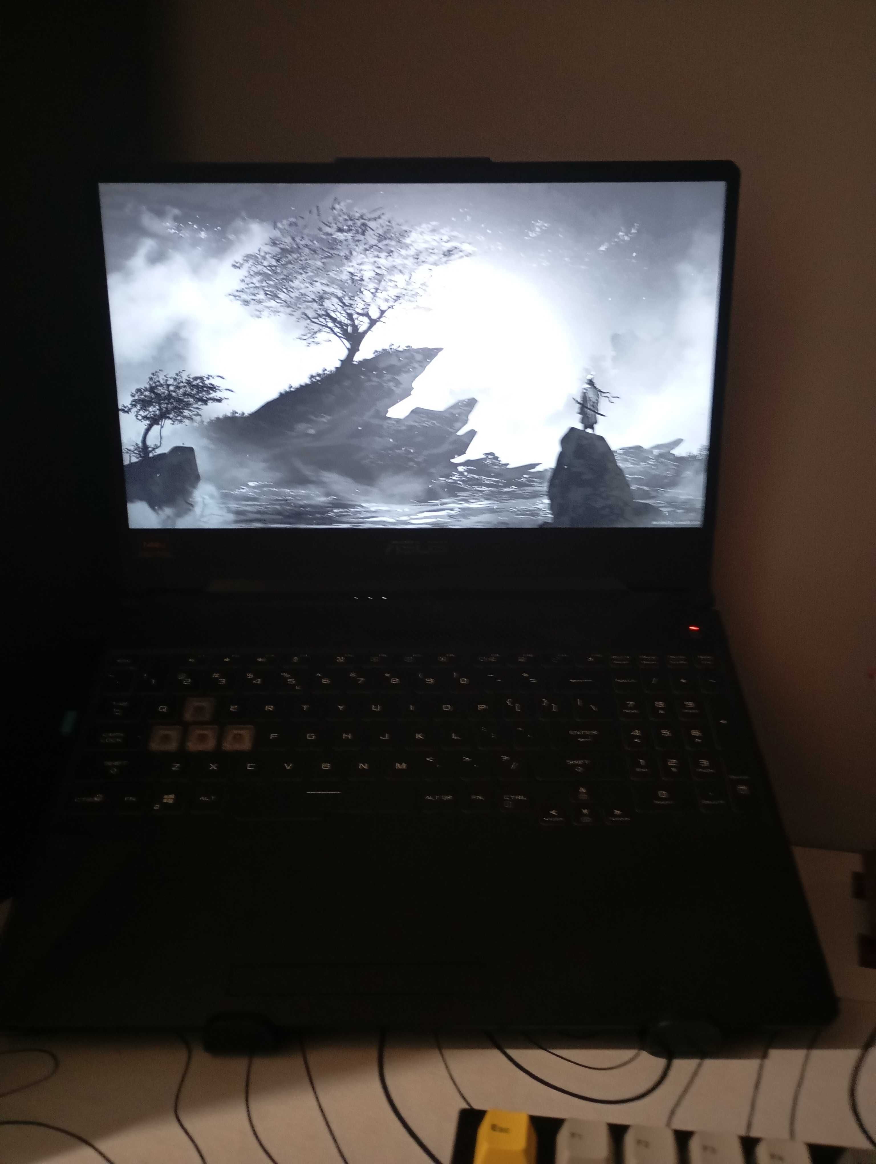 Szybki laptop gamingowy Asus tuf f15